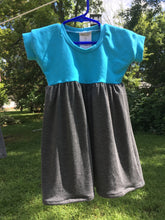 Load image into Gallery viewer, 2T Grey Skirt Dolman Dress
