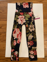 Load image into Gallery viewer, 9mo-3T Floral on Dark Navy Soft Double brushed polyester Maxaloones
