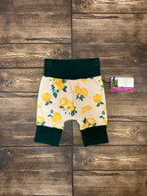 Load image into Gallery viewer, 9mo-3T Oranges with Flowers Maxaloones Shorts
