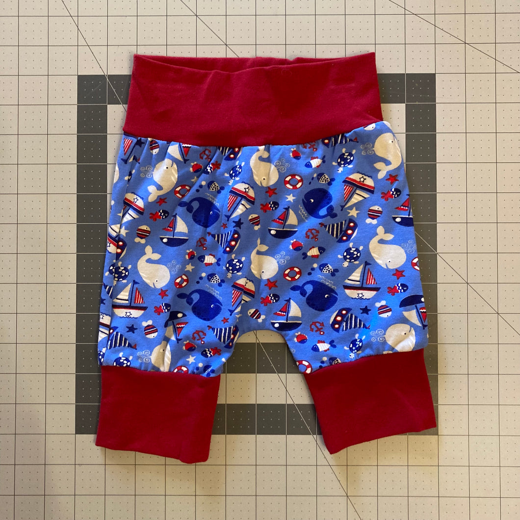 9mo-3T Red, White, and Blue Whales Maxaloones Shorts