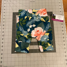 Load image into Gallery viewer, 9mo-3T Floral Green DBP Maxaloones Shorts
